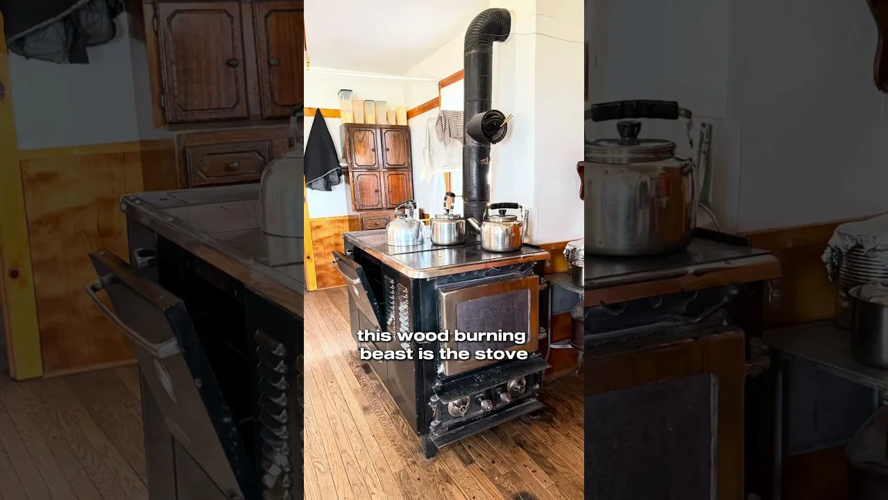Inside an Amish Family's Self-Sufficient Kitchen #homesteading #farmlife #sustainableliving